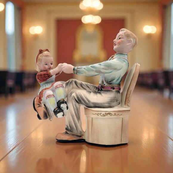 Shafford Japan Figurine Hand Painted Father with Daughter on Knee Vintage - Picture 1 of 10